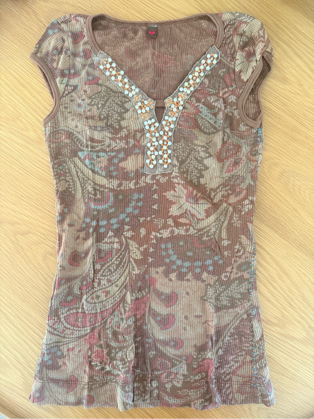 Vintage Language Ribbed Cap-Sleeve Top with Embellished V-Neck